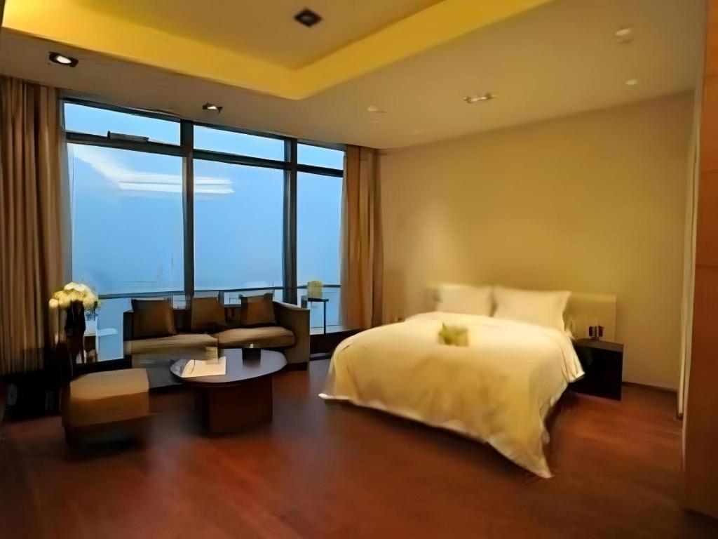 Grand Madison Qingdao Harbour-View Central（Former Qingdao Farglory Hotel） Eksteriør billede